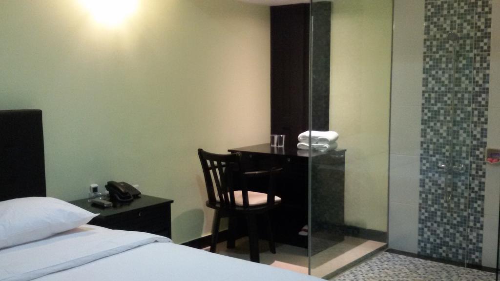 Wisma tamu Salon Fora Gegerkalong Setiabudhi Bandung